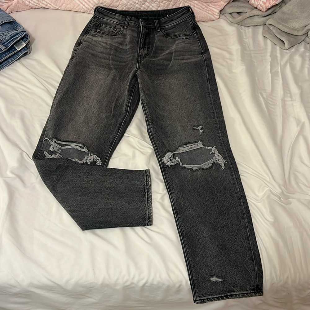 AE mom jeans- ripped at the knees